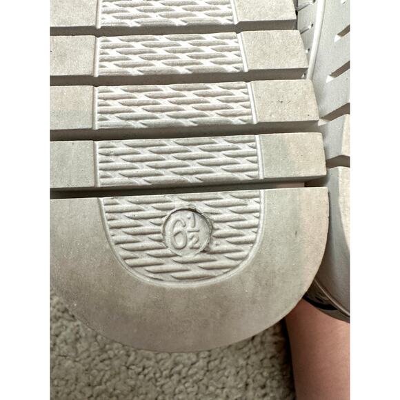 EASY STREET | Gray Athleisure Fresh Slip On Sneakers | Women’s 6.5 - Picture 6 of 7